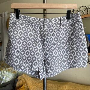 100% Linen White Gray Abstract High Waist Shorts Size 4